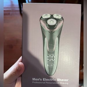 Men’s electric shaver
